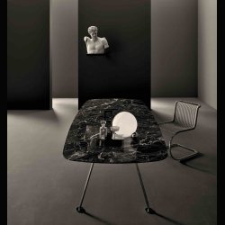 MR CHAIR RATTAN . MIES VAN DER ROHE . 1927