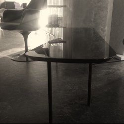 ALEXANDER GIRARD TABLE . BLACK PIANO LACQUER .  KNOLL