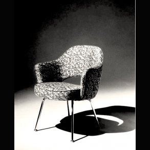 SAARINEN CONFERENCE CHAIR . KNOLL