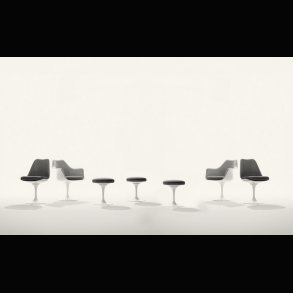 SAARINEN DINING CHAIRS . KNOLL