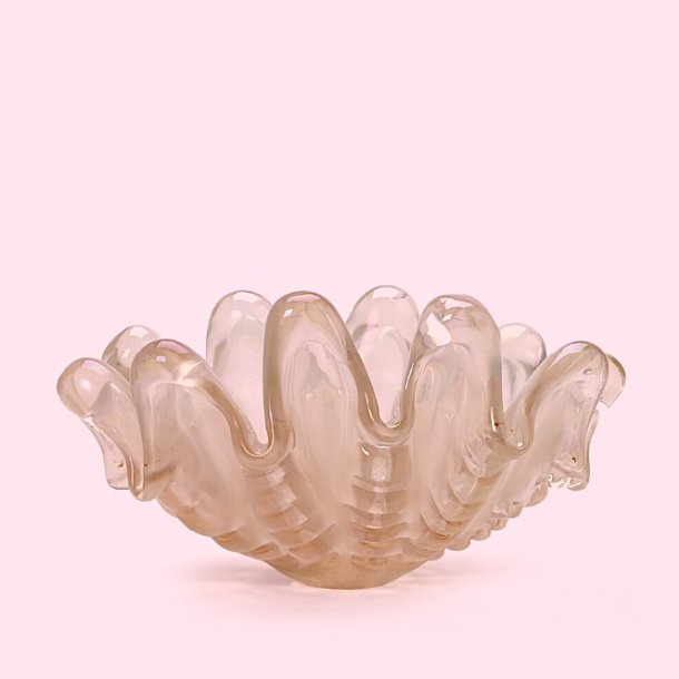 ERCOLE BAROVIER  SHELL VASE . SOLD