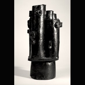 KERAMIK OBJEKT/VASE . SOLD 