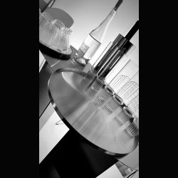 STEEL TRAY . BRUSHED STAINLESS STEEL .  40 CM 