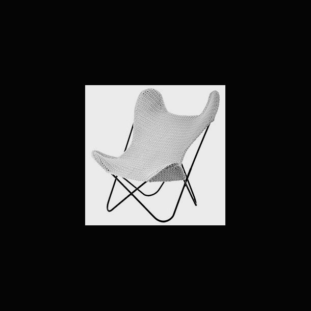 PETIT . AIRBORNE . CHILDRENS CHAIR . KNITTED 