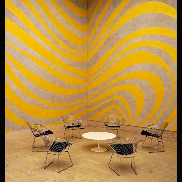 BERTOIA DIAMOND CHAIR