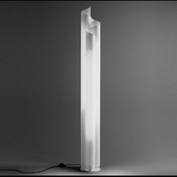 CHIMERA  FLOOR . VICO MAGISTRETTI  . ARTEMIDE 