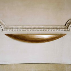 CIOTOLA CONSOLE GOLD . COLLECTORS PIECE . BY META MEMPHIS 