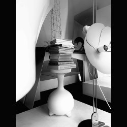 SCULPTURE /  SIDETABLE . CERAMICS .  UNIQUE PIECE BY ARTIST DANIEL CAVEY 