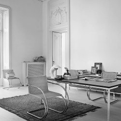 FLORENCE KNOLL TABLE . SQUARE  140 X 140 CM . &amp; MR CHAIR 