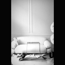 SESANN . WHITE LEATHER . 2-SEATER . 