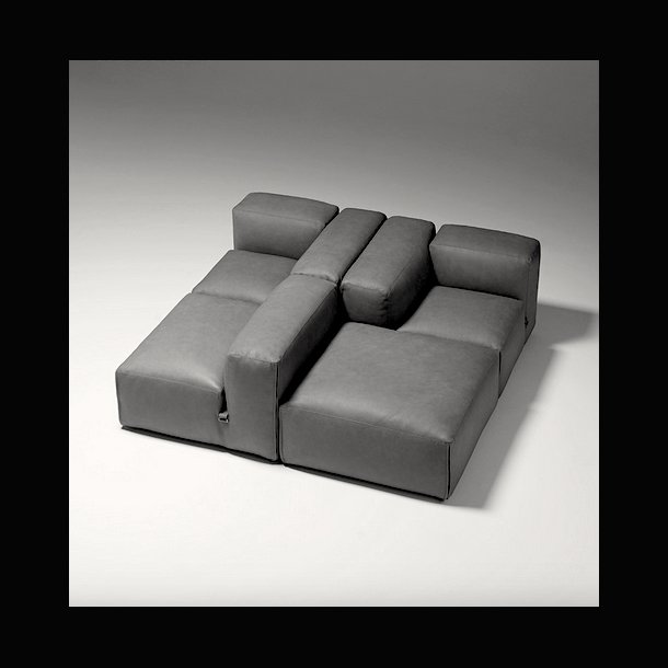 LE MURA MODULAR SOFA  LANDSCAPE IN LEATHER . BY MARIO BELLINI 