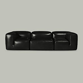 MARIO BELLINI  LEATHER SOFA . MODEL LE MURA  . MADE IN ITALY 