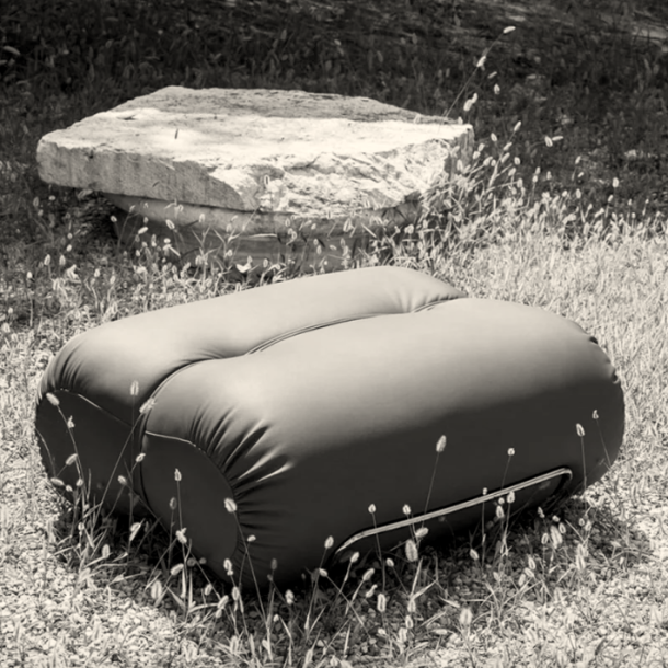 ORSOLA . POUF . GASTONE RINALDI 