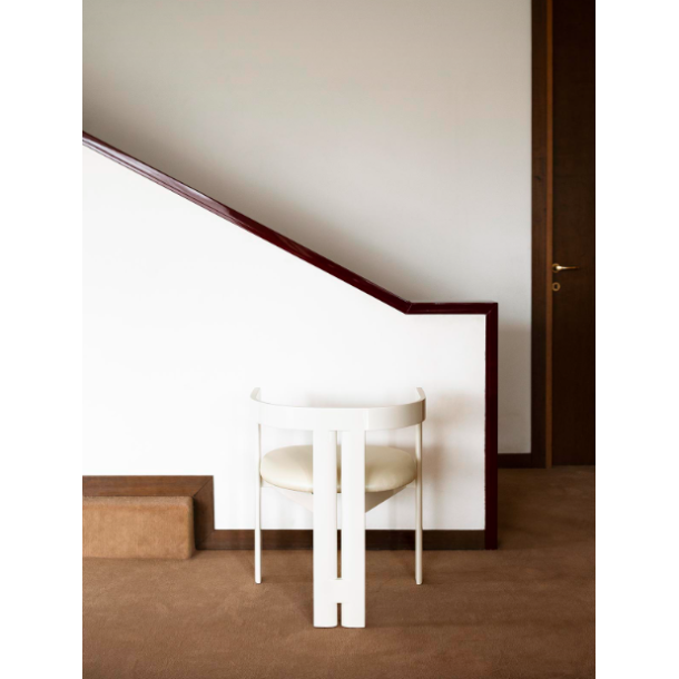 PIGRECO CHAIR . BY TOBIA SCARPA . LAQUERED EDITION 