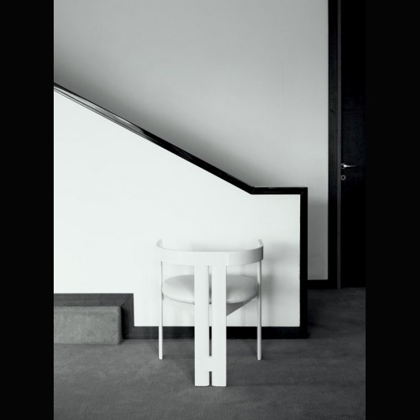 PIGRECO CHAIR . BY SCARPA . LAQUERED EDITION 