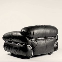 SESANN LEATHER ARMCHAIR . BY GIANFRANCO FRATTINI 