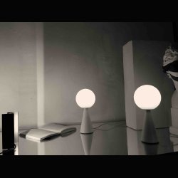 GIO PONTI . MINI WHITE BILIA TABLE LAMP . FONTANA ARTE