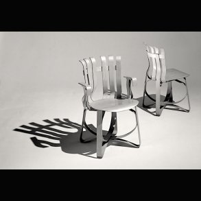 GROSS CHECK CHAIRS . FRANK GEHRY