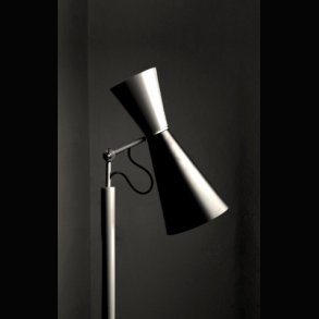 PARLIMENT FLOOR LAMP . LE CORBUSIER