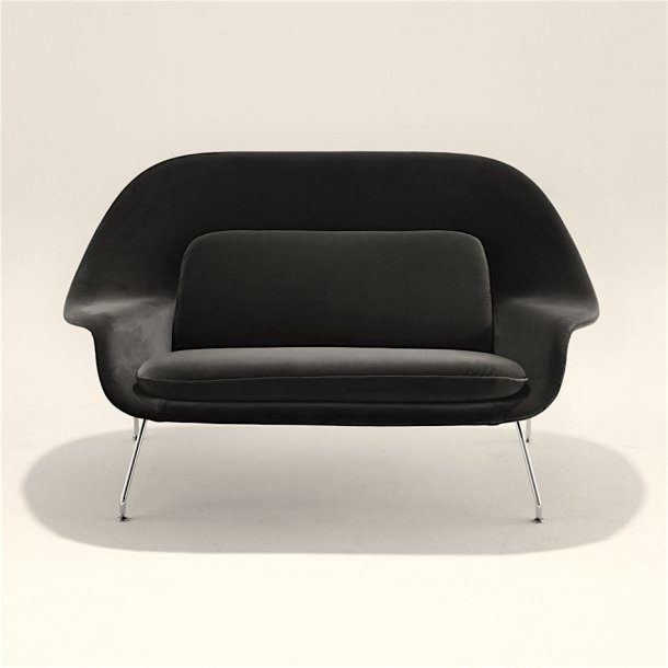 WOMB SETTEE 