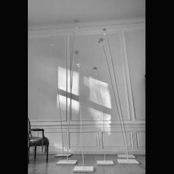 LA POESIE  > WE NEED MORE POETRY  ... 