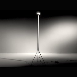LUMINATOR  FLOOR LAMP IN WHITE . CASTIGLIONI . FLOS 