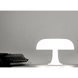 NESSINO TABLE LAMP . 1967 . ARTEMIDE 