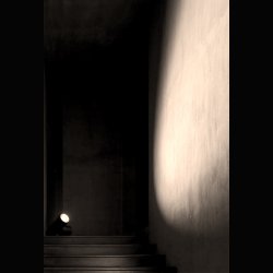 SAWARU FLOOR LAMP  white . BY NENDO