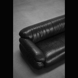 THE GRAND SESANN 265 CM  SPECIAL EDITION  . DESIGNED BY GIANFRANCO FRATTINI FOR TACCHINI 