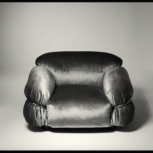 GRAND SESANN ARMCHAIR . SILK FABRIC . made in italy 