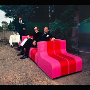 SOFO 1 & 2  . ITALIAN RADICAL SOFA BY SUPERSTUDIO . POLTRONOVA ITALY 