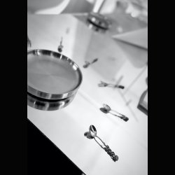  STEEL DINING PLATE . TERMO . BRUSHED STEEL 