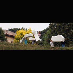 SUPERONDA . BY ARCHIZOOM . POLTRONOVA 