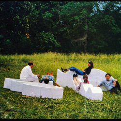 SUPERONDA . BY ARCHIZOOM . POLTRONOVA 