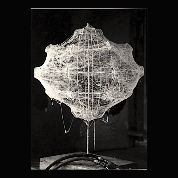TARAXACUM 2 COCOON . CASTIGLIONI . FLOS 