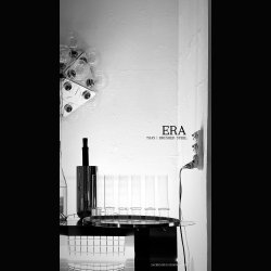 STEEL TRAY . BRUSHED STAINLESS STEEL .  40 CM 